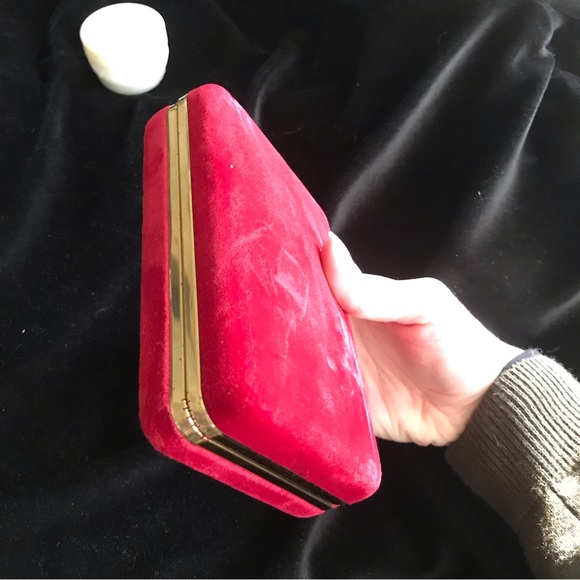 Vintage Red Velvet Travel Jewelry Box - Picture 8 of 11